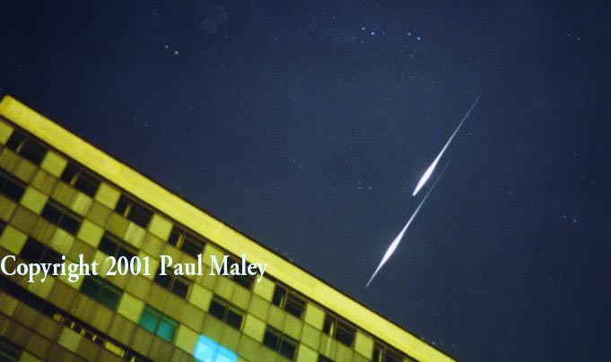Two Iridium satellites fly over a Moscow apartment building! Two Iridium satellites fly over a Moscow apartment building!
