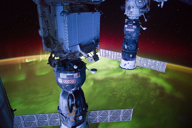 Aurora composite created by stacking iss030e265149 - iss030e265151.